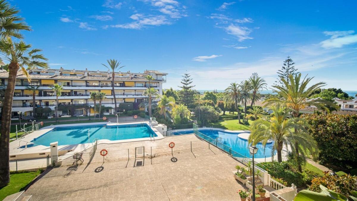 Golden Mile Getaway, Garden View, Pool & Comfort Marbella Kültér fotó