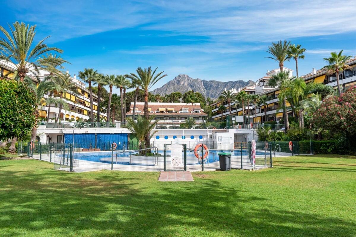 Golden Mile Getaway, Garden View, Pool & Comfort Marbella Kültér fotó
