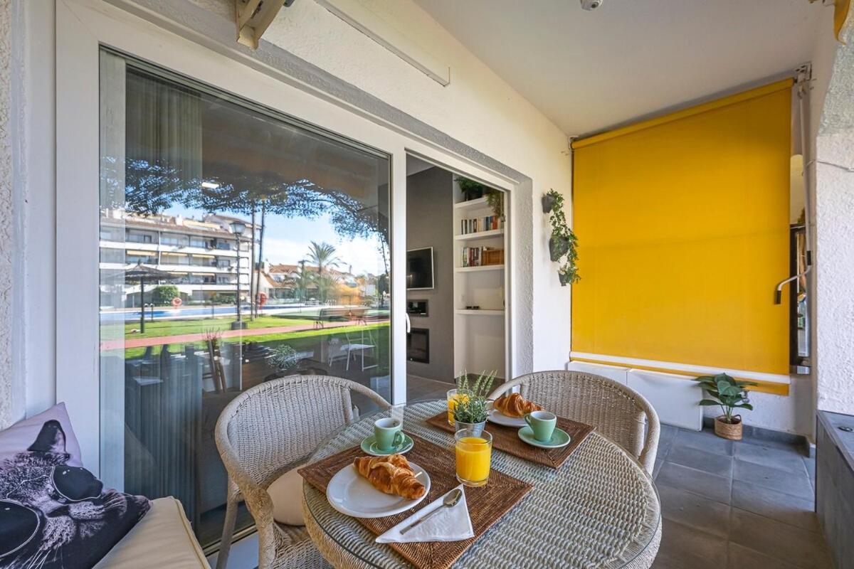 Golden Mile Getaway, Garden View, Pool & Comfort Marbella Kültér fotó