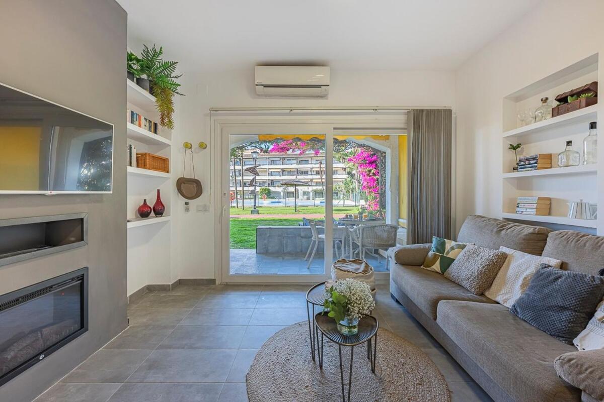 Golden Mile Getaway, Garden View, Pool & Comfort Marbella Kültér fotó