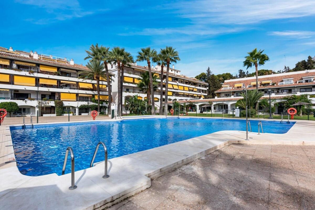 Golden Mile Getaway, Garden View, Pool & Comfort Marbella Kültér fotó